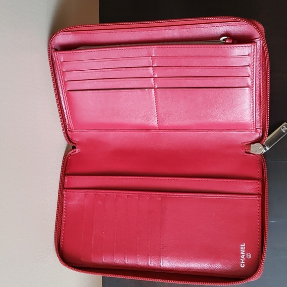 CHANEL TIMELESS CC ZIP AROUND CAVIAR LEATHER WALLET - Picture 9 of 11